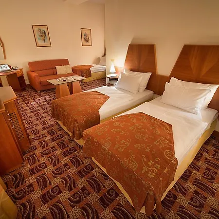 Bed and breakfast Old Town 3*