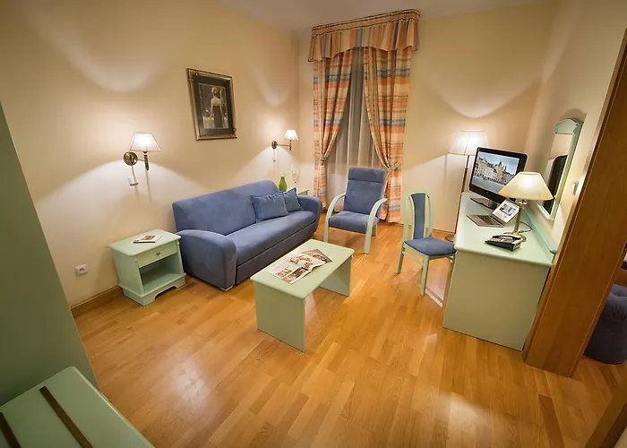 Bed & Breakfast Old Town 3*